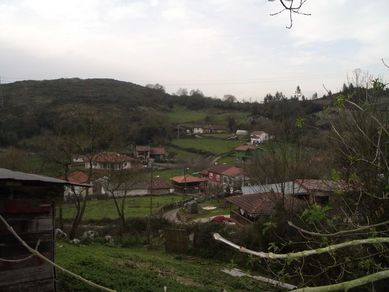 terreno en venta en oviedo
